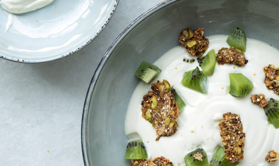 Mousse de yaourt, kiwi et granola de Juan Arbelaez