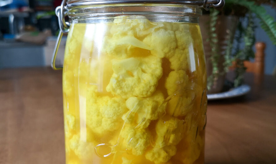 Pickles de chou-fleur au curcuma