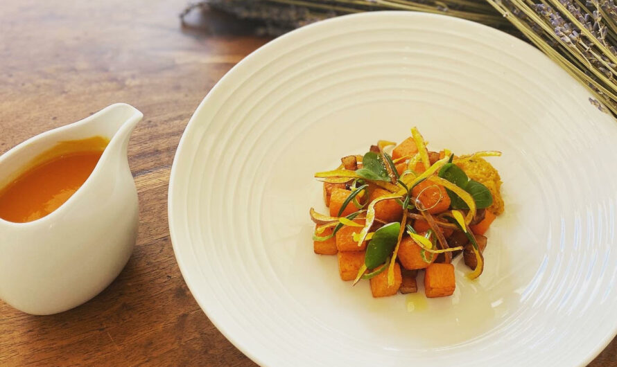 Soupe de courge muscat, Condiment courge romarin, julienne de peau frite de Julie Chaix