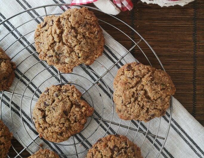 Cookies moelleux au pain rassis, chocolat et pistache