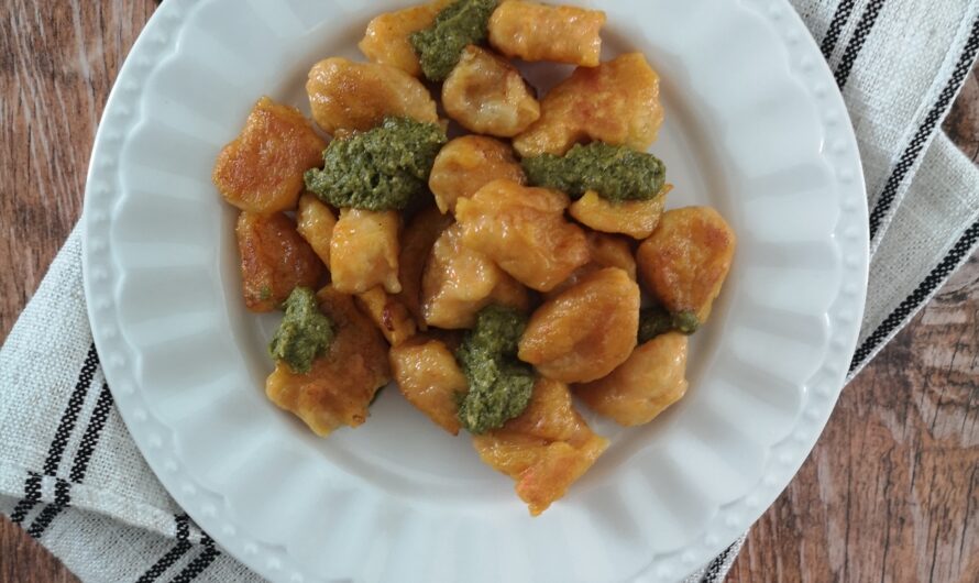 Gnocchi de carottes au pesto de fanes de carottes