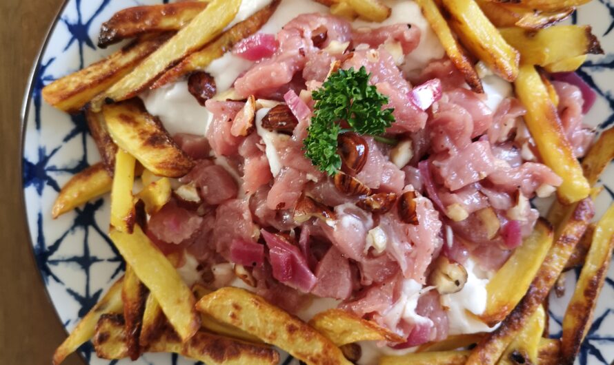 Tartare de veau, mousse aïoli, frites au four