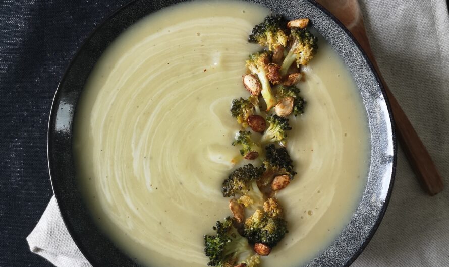 Velouté aux tiges de brocolis